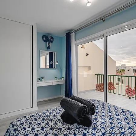 4bedrm Riverstylepool Tenerife In 200m Apartment