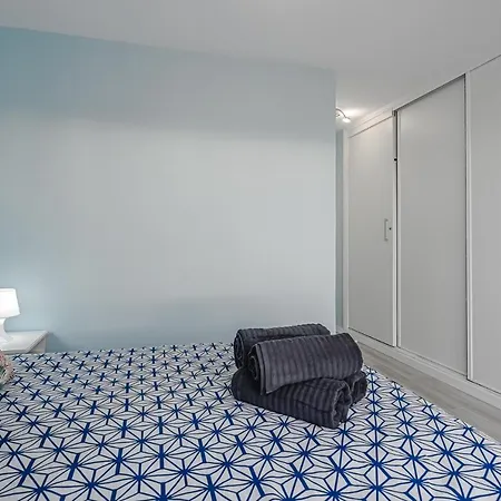 4bedrm Riverstylepool Tenerife In 200m