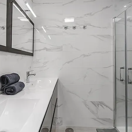 4bedrm Riverstylepool Tenerife In 200m