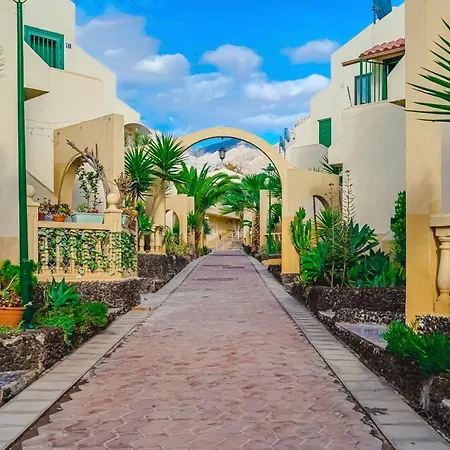 4bedrm Riverstylepool Tenerife In 200m Appartement