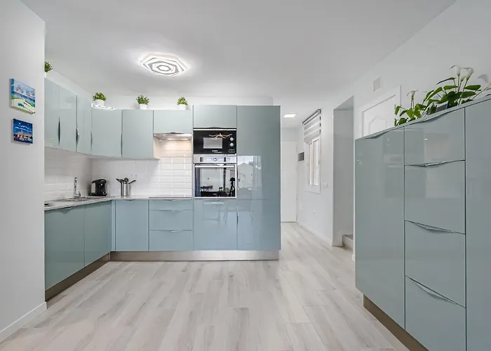 4bedrm Riverstylepool Tenerife In 200m *